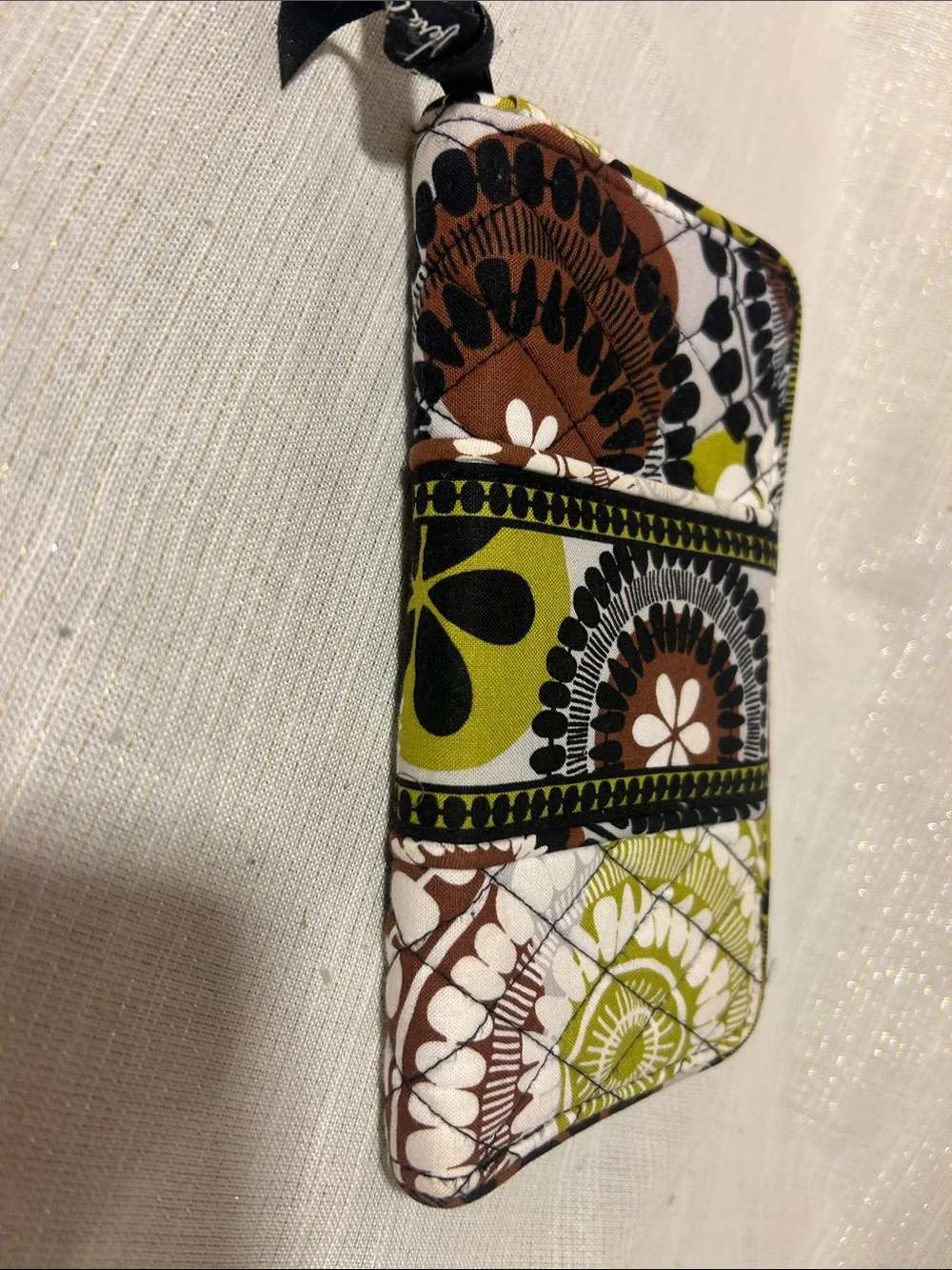 Vera Bradley Zip-Around Wallet – Excellent Like-New Condition